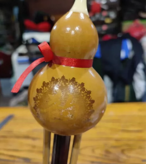 老物件葫芦丝，很有年代感的老物件，老乐器二...