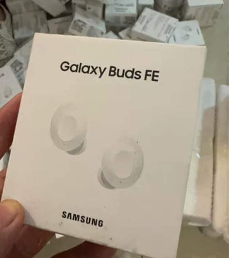 全新外版三星BudsFE白色原封 只要1/...