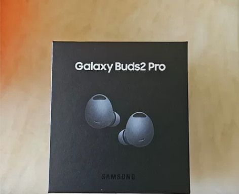 三星buds2pro，全新未拆封，买手机送...