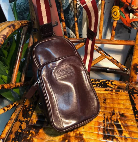 正品 瑞士产巴利/Bally男士经典款胸包...