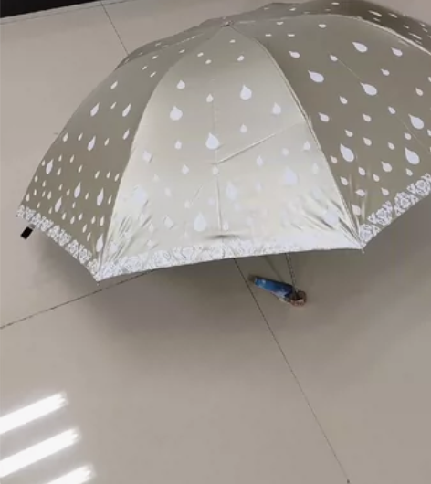 晴雨伞   天堂伞 一件19.9元，两件3...