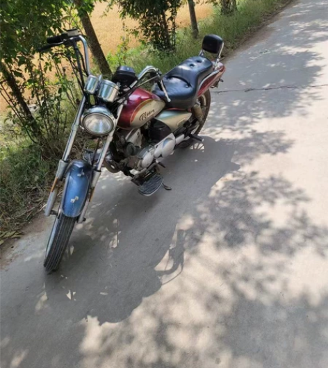 雅马哈太子125.凌冀太子125摩托车，脱...