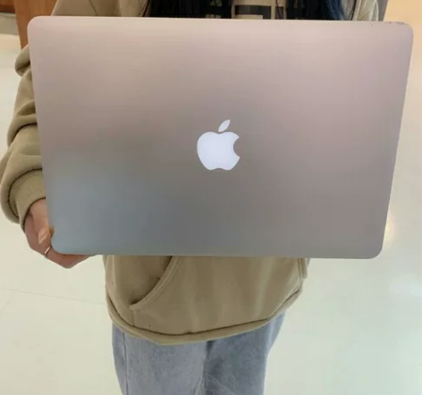 转让带自用带发票2023年i9顶配16寸笔...