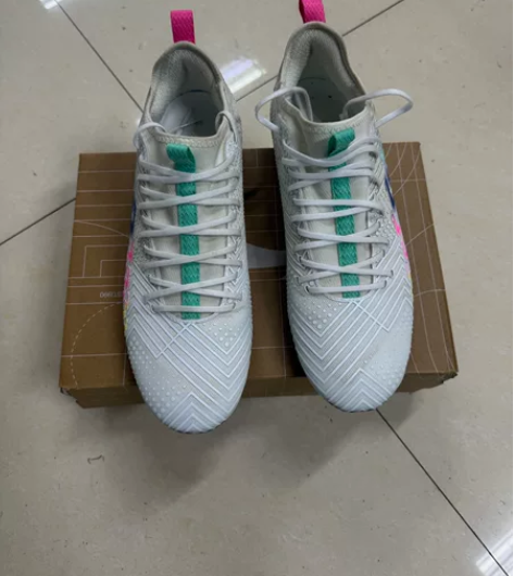 李宁疾影2低帮  42 码   公司组织比...