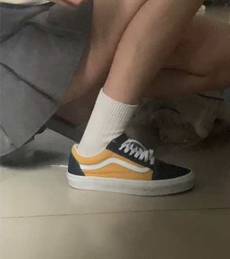 退坑出一双vans换风格了现在，只喜欢黑白...