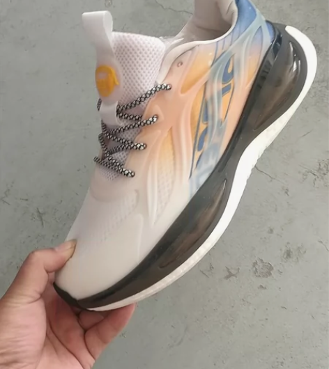 41码运动鞋 真爆大底只为好评干活穿 包邮...