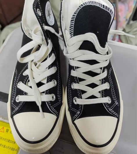 全新高帮匡威帆布鞋，一次也没穿过39码的，...