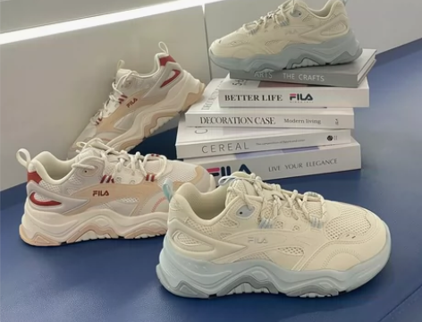 斐乐内增高复古鞋子运动鞋山丘鞋厚底款时尚老...