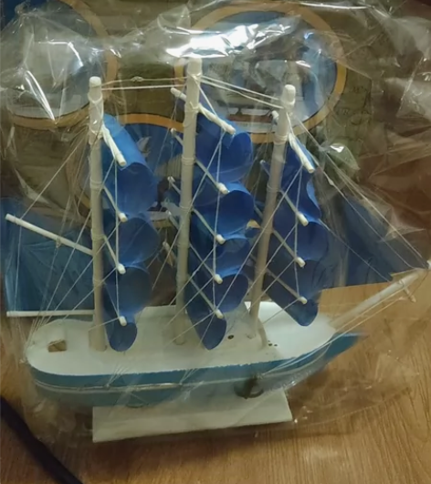 毕业送男女朋友礼物，一帆风顺，摆件有意义！...