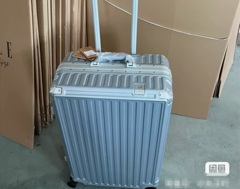 漫游铝框款行李箱万向轮皮箱拉杆箱28旅行箱...