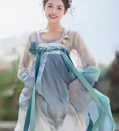 桔屿汉服 碧落 S码,仅试穿洗干净,佛系...