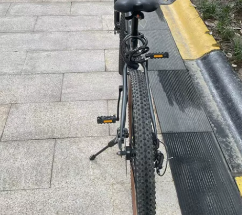 Jeep山地车，二月底买的，本人因工作原因...