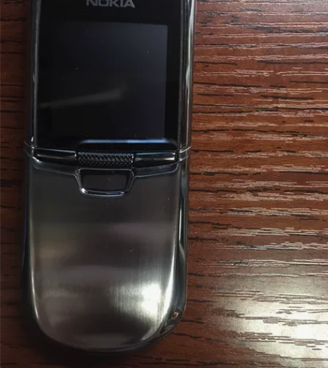 9新个人闲置诺基亚Nokia 8800手机...