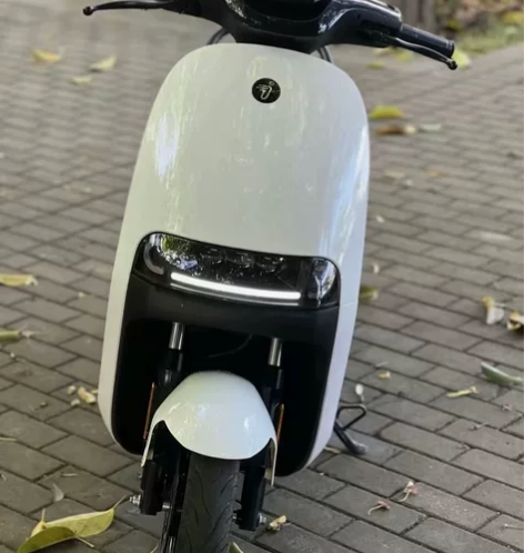 九号E80c 白色 成色99新 仅行驶36...