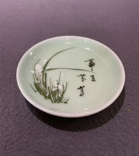 日本回流 濑户烧 豆青釉盘 盘子豆青釉风格...