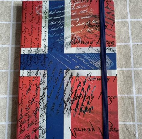 外贸复古绑带本，国旗本子 内页窄横线，硬壳...