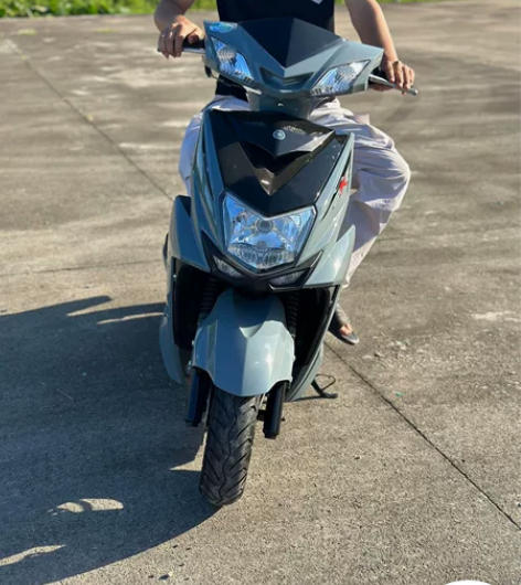 二手摩托车 正品雅马哈尚领125cc-水泥...