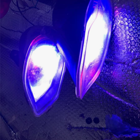 宝雕宝马双r拆车配件大灯总成一对240不包...