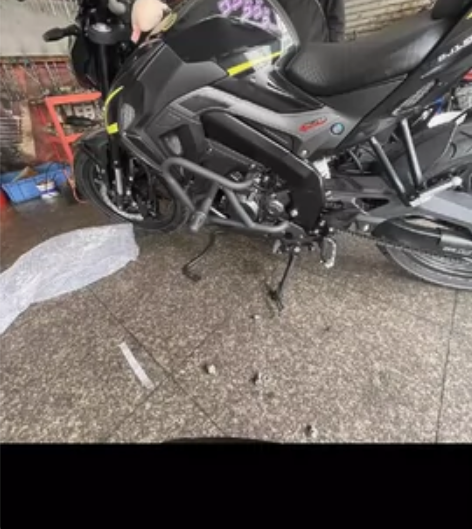 小迅龙护杠全新未拆封。 感兴趣的话点“我想...