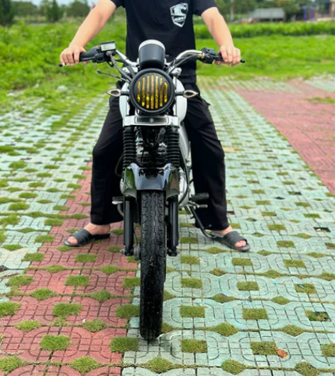 二手摩托车 进口铃木复古太子150cc-珍...