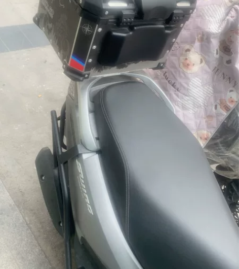 铃木UY125灰色。目前跑了10400 感...