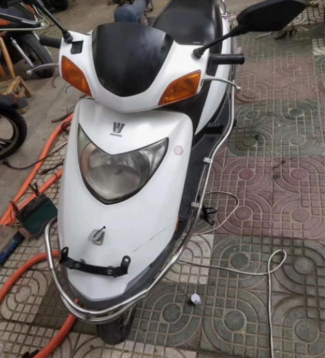 新到豪爵喜之星100cc踏板摩托极品车况无...