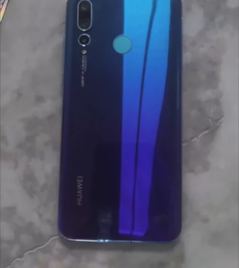 华为手机nova4，8+128G高配版，运...