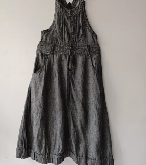 摩卡奴背带连衣裙, M码。100%麻料,休...