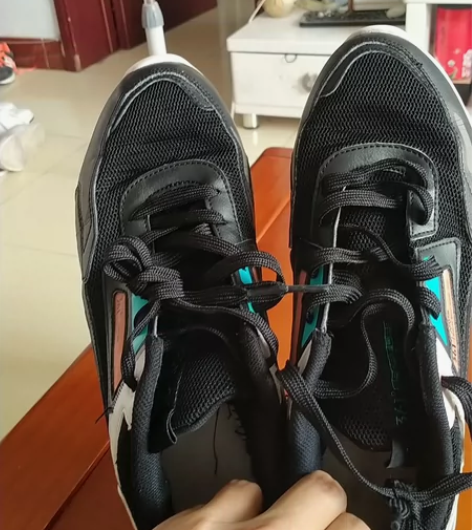 361度，44码男鞋，保真，有得物鉴定证书...