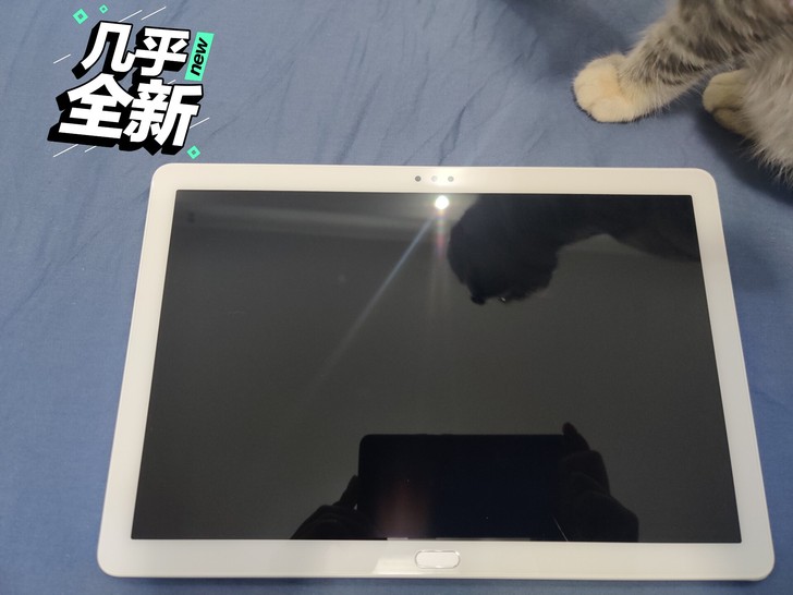 荣耀平板5 ,屏幕大小10.1英寸,颜色是...