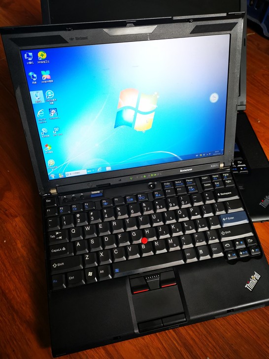 ThinkPad X201i 轻薄安静清...