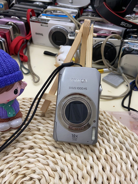 佳能ixus 1000hs，1000万像素...