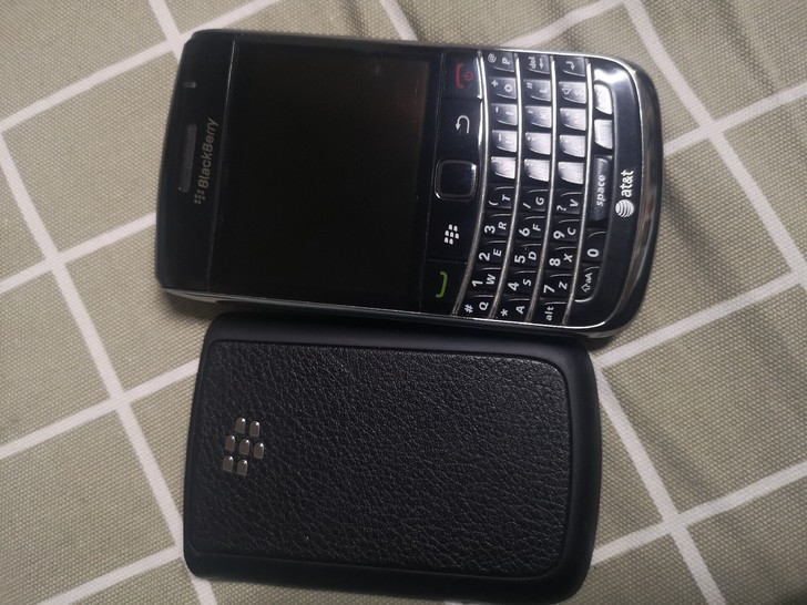 黑莓手机9700