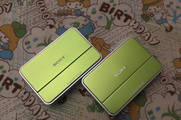 索尼T2方块数码相机