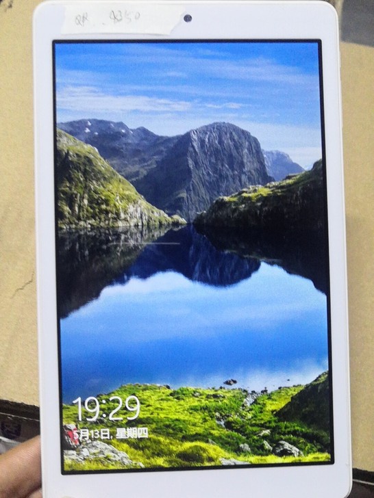 8寸台电X80pro.，2G运行32储存，