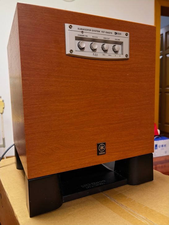 雅马哈低音炮 YAMAHA YST-SW2...