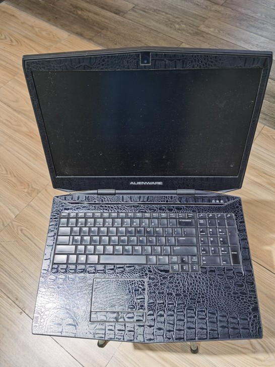 外星人17寸 i7 4910HQ/GTX8...