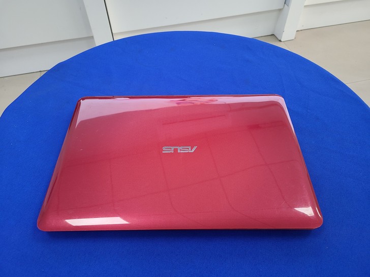 华硕笔记本 中国红 i5 7200 4G ...