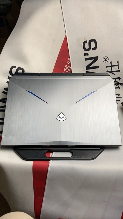 十代八核16g机械师笔记本电脑gtx206...