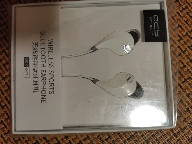 QCY  无线运动蓝牙耳机（全新未拆封）