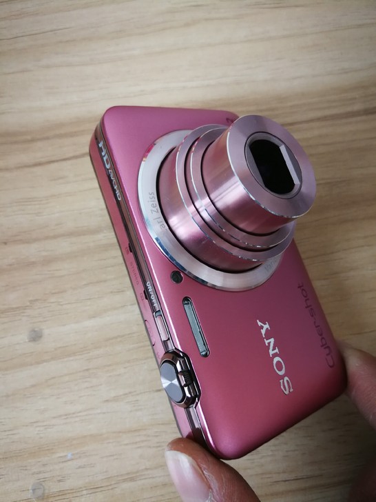 Sony DSC- WX30 数码相机；索...