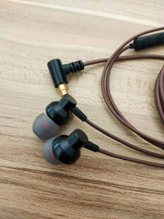 千元级的音质 Diy森海ie800 ie8...