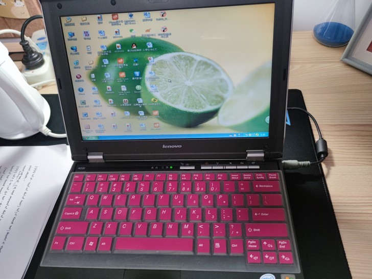 出售电脑  品牌联想旭日N220   女士...