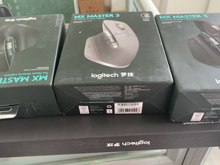 6个master3鼠标，专人专拍