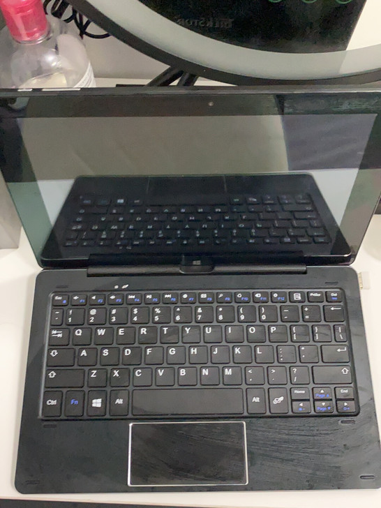 2合1可拆卸  win10平板，有平板模式...