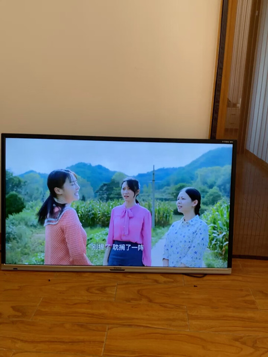 闲置48寸清华同方网络电视超薄高清，能连网...