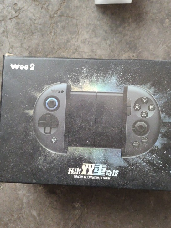 现在工作了手机玩的少，当时240买的，玩了...