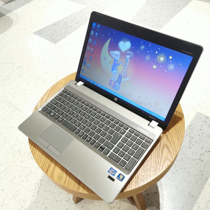 惠普笔记本电脑i7 四核 独显   运行8...