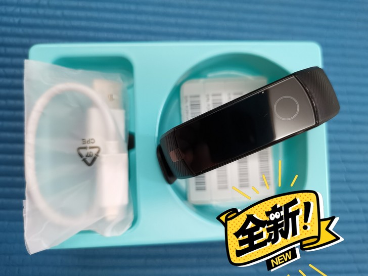荣耀手环4  陨石黑