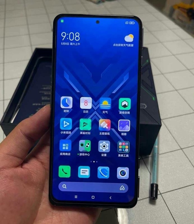 黑鲨4pro 棱镜灰   12+256g，...